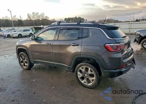 2017 Jeep Compass Limited z USA, uszkodzony, nr VIN 3C4NJDCB4HT680510